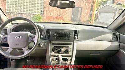 2005 Jeep Grand Cherokee Laredo   - Photo 12 - St. Louis, MO 63116