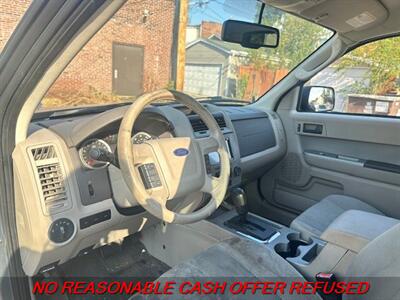 2010 Ford Escape XLT   - Photo 9 - St. Louis, MO 63116