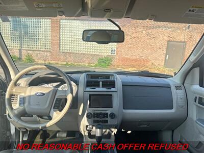 2010 Ford Escape XLT   - Photo 12 - St. Louis, MO 63116