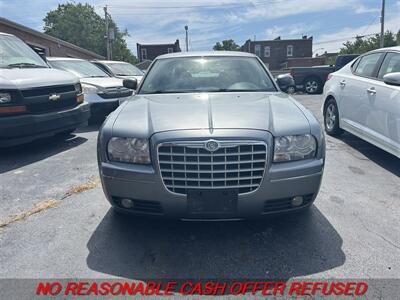 2006 Chrysler 300 Series Touring   - Photo 2 - St. Louis, MO 63116