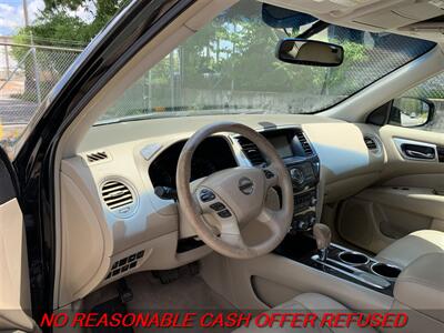 2013 Nissan Pathfinder SL   - Photo 8 - St. Louis, MO 63116