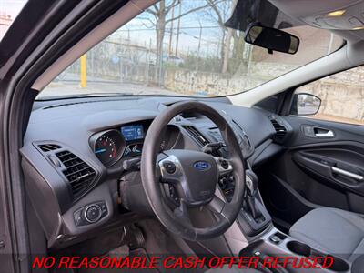 2015 Ford Escape SE   - Photo 9 - St. Louis, MO 63116