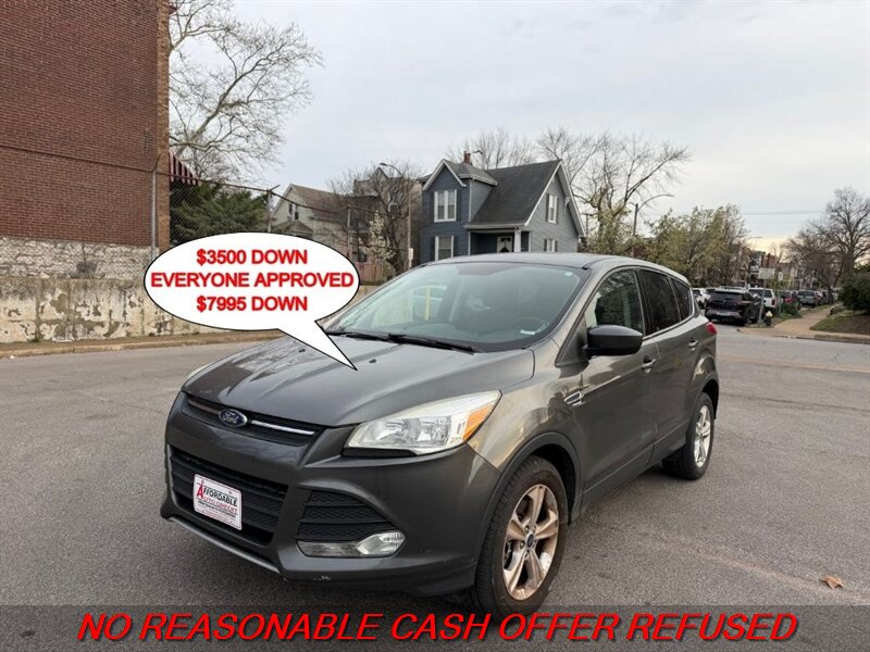 2015 Ford Escape SE   - Photo 1 - St. Louis, MO 63116