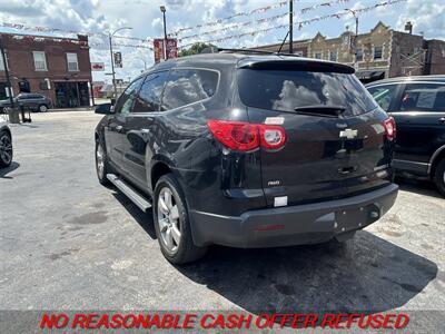 2011 Chevrolet Traverse LT   - Photo 5 - St. Louis, MO 63116