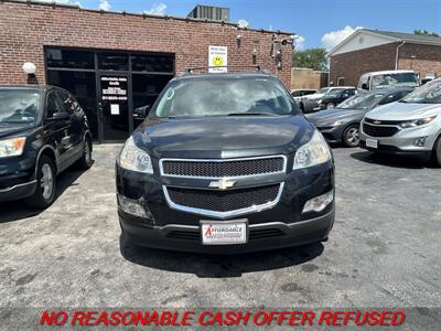 2011 Chevrolet Traverse LT   - Photo 2 - St. Louis, MO 63116