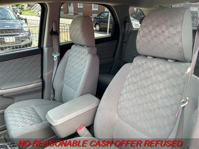 2006 Chevrolet Equinox LT   - Photo 9 - St. Louis, MO 63116