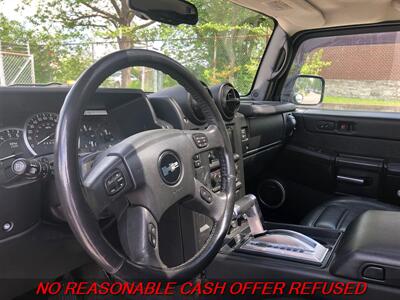 2006 Hummer H2   - Photo 9 - St. Louis, MO 63116