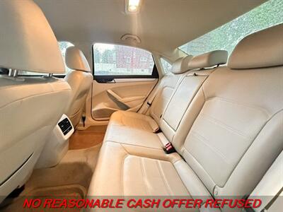 2013 Volkswagen Passat SE PZEV   - Photo 11 - St. Louis, MO 63116