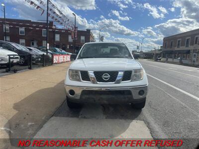 2008 Nissan Frontier SE V6   - Photo 2 - St. Louis, MO 63116