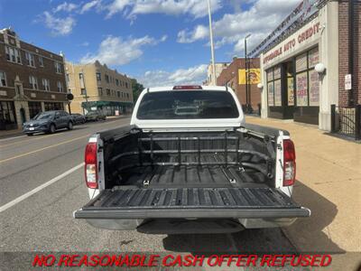 2008 Nissan Frontier SE V6   - Photo 5 - St. Louis, MO 63116