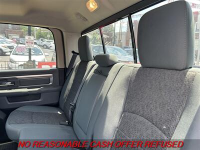 2016 RAM 1500 Big Horn   - Photo 11 - St. Louis, MO 63116