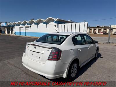 2012 Nissan Sentra 2.0 SR   - Photo 5 - St. Louis, MO 63116
