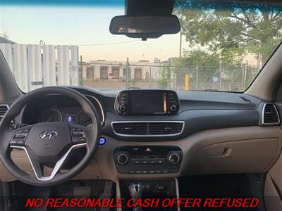 2019 Hyundai TUCSON SE - Photo 12 - St. Louis, MO 63116