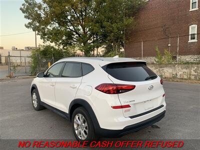 2019 Hyundai TUCSON SE - Photo 3 - St. Louis, MO 63116