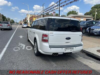 2011 Ford Flex SEL   - Photo 7 - St. Louis, MO 63116