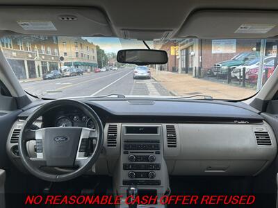 2011 Ford Flex SEL   - Photo 11 - St. Louis, MO 63116