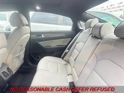 2015 Hyundai SONATA Sport 2.0T   - Photo 11 - St. Louis, MO 63116