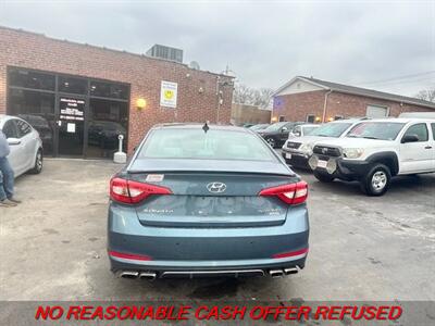 2015 Hyundai SONATA Sport 2.0T   - Photo 4 - St. Louis, MO 63116