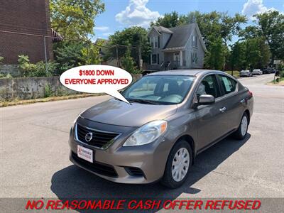 2012 Nissan Versa 1.6 SL   - Photo 1 - St. Louis, MO 63116