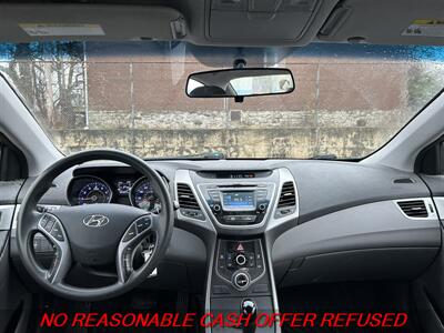 2016 Hyundai ELANTRA SE   - Photo 8 - St. Louis, MO 63116