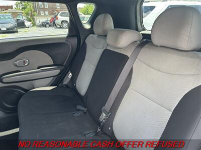 2015 Kia Soul   - Photo 9 - St. Louis, MO 63116