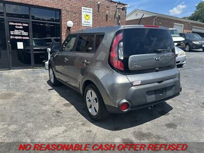 2015 Kia Soul   - Photo 6 - St. Louis, MO 63116