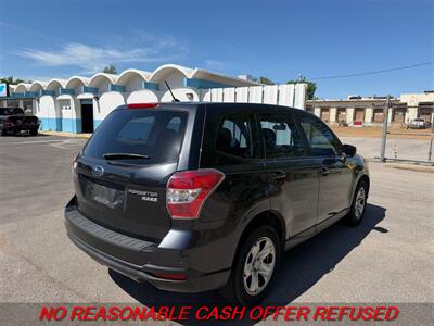 2015 Subaru Forester 2.5i - Photo 5 - St. Louis, MO 63116