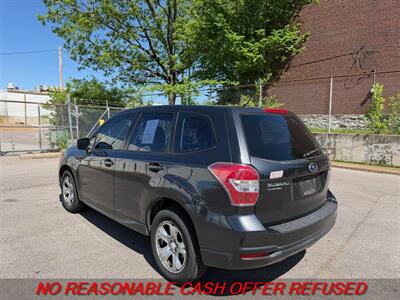 2015 Subaru Forester 2.5i - Photo 3 - St. Louis, MO 63116
