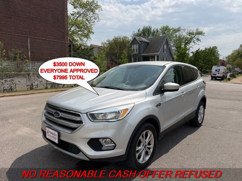 2017 Ford Escape SE  