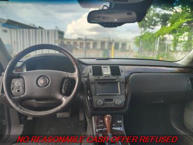 2010 Cadillac DTS Premium Collection   - Photo 8 - St. Louis, MO 63116