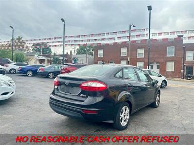 2014 Ford Fiesta SE   - Photo 5 - St. Louis, MO 63116