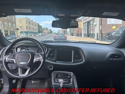2015 Dodge Challenger SXT Plus   - Photo 8 - St. Louis, MO 63116