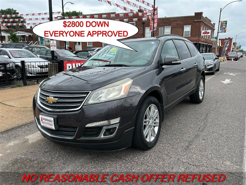 2013 Chevrolet Traverse LT - Photo 1 - St. Louis, MO 63116