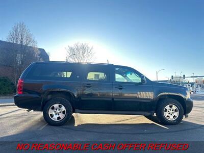 2012 Chevrolet Suburban LT - Photo 6 - St. Louis, MO 63116