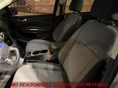 2015 Ford Escape SE   - Photo 10 - St. Louis, MO 63116