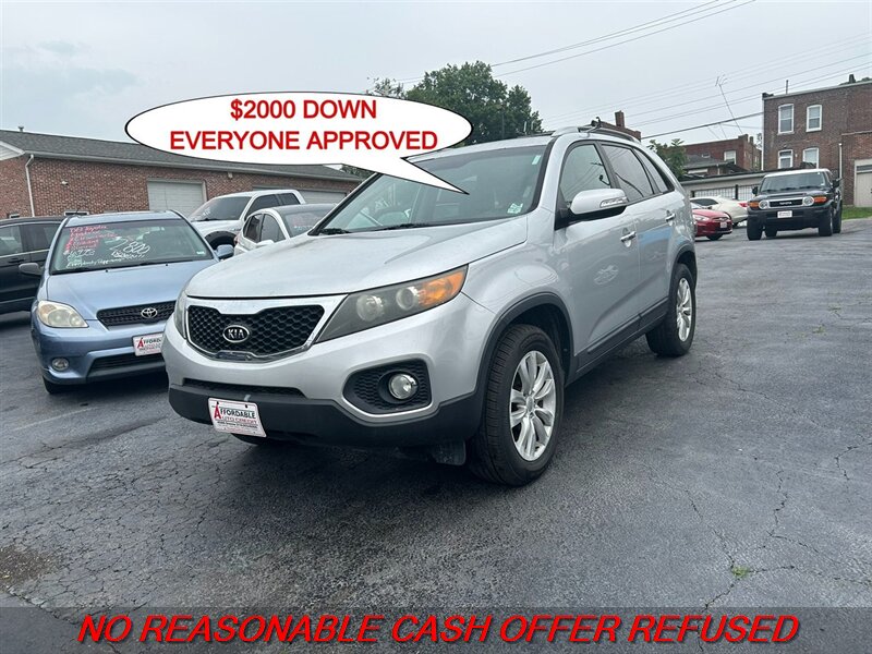 2011 Kia Sorento LX - Photo 1 - St. Louis, MO 63116