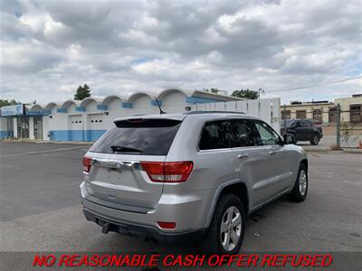 2011 Jeep Grand Cherokee Laredo   - Photo 5 - St. Louis, MO 63116