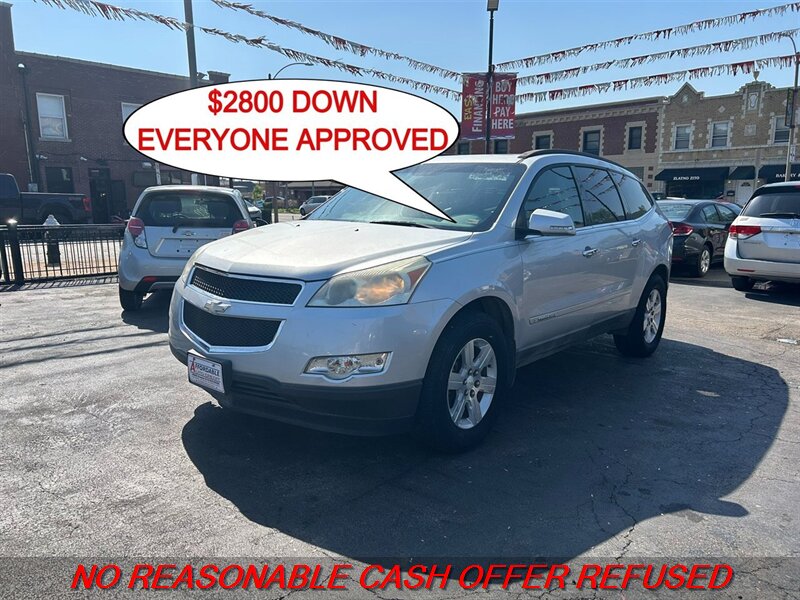 2010 Chevrolet Traverse LT - Photo 1 - St. Louis, MO 63116