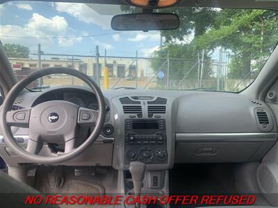 2005 Chevrolet Malibu Maxx LS   - Photo 11 - St. Louis, MO 63116