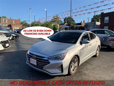 2019 Hyundai ELANTRA SE Sedan
