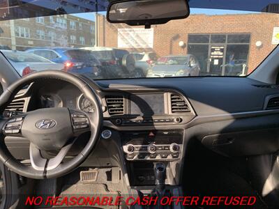 2019 Hyundai ELANTRA SE   - Photo 12 - St. Louis, MO 63116