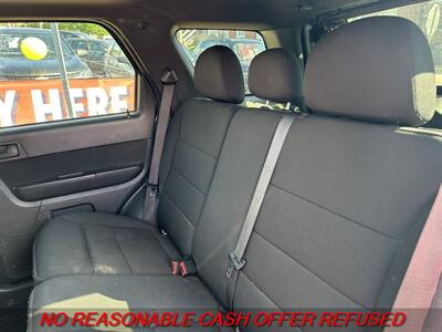 2010 Ford Escape XLT   - Photo 10 - St. Louis, MO 63116