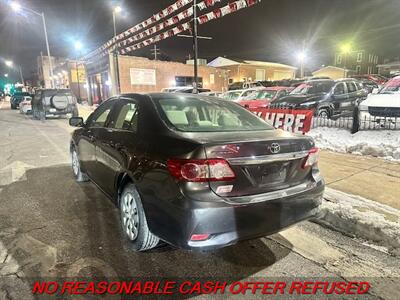 2011 Toyota Corolla LE   - Photo 3 - St. Louis, MO 63116