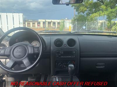 2003 Jeep Liberty Sport   - Photo 12 - St. Louis, MO 63116