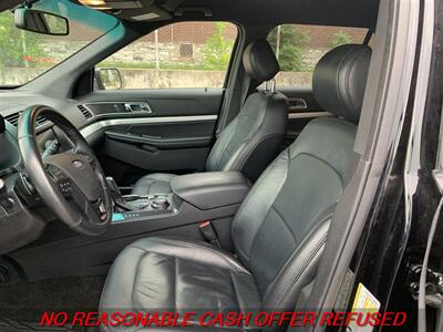 2017 Ford Explorer XLT   - Photo 10 - St. Louis, MO 63116