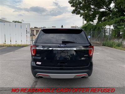 2017 Ford Explorer XLT   - Photo 4 - St. Louis, MO 63116