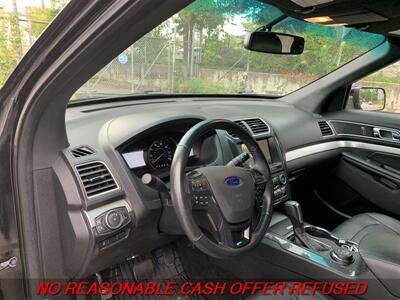 2017 Ford Explorer XLT   - Photo 9 - St. Louis, MO 63116