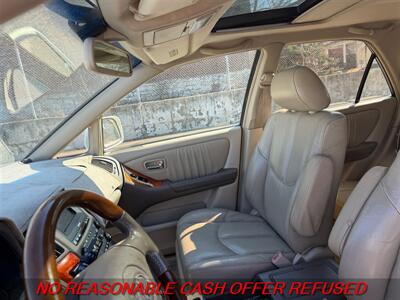 2002 Lexus RX   - Photo 10 - St. Louis, MO 63116