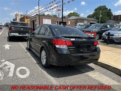 2011 Subaru Legacy 2.5i Limited   - Photo 6 - St. Louis, MO 63116