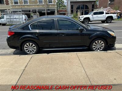 2011 Subaru Legacy 2.5i Limited   - Photo 3 - St. Louis, MO 63116
